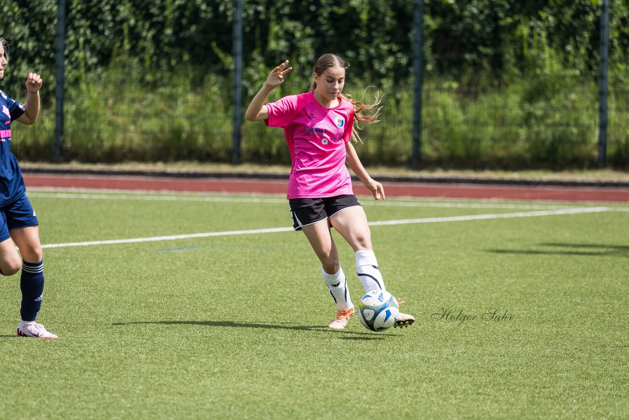 Bild 246 - wCJ Osterroenfelder TSV - VfL Pinneberg : Ergebnis: 0:15